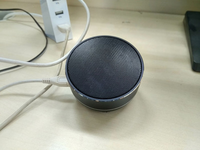 多种模式选择,小巧精致的--QCY QQ800蓝牙音箱